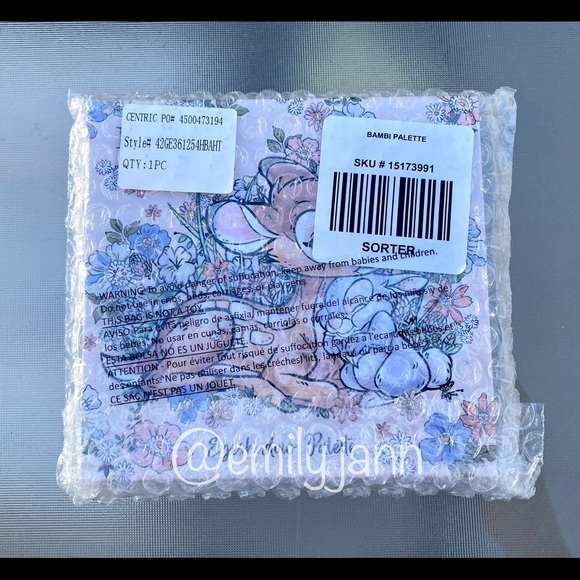 Bambi🦋Eyeshadow Palette - Picture 9 of 10